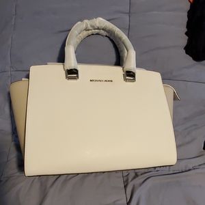 Michael Kors Selma Satchel handbag